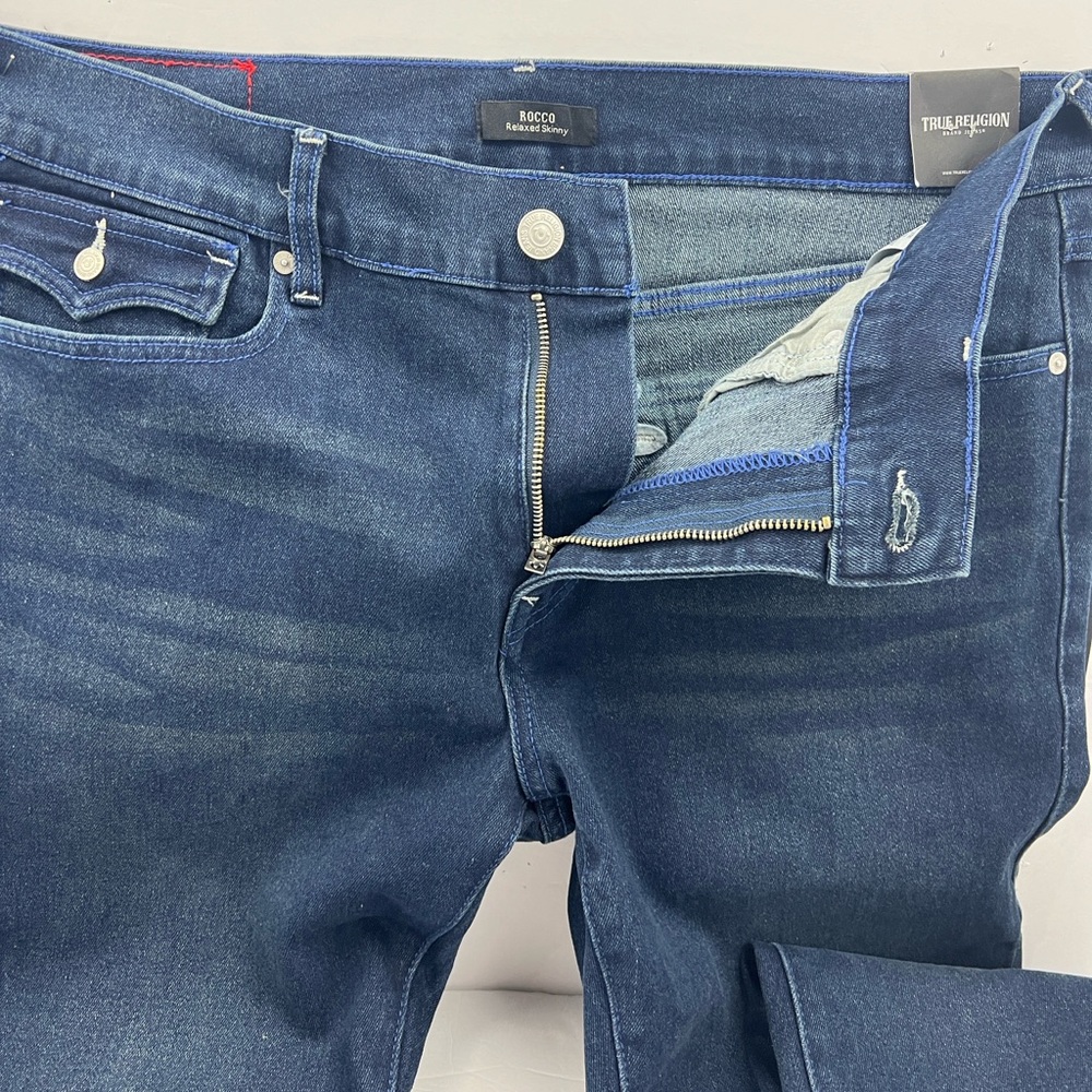TRUE RELIGION JEANS, ROCCO RELAXED SKINNY, DARK SCORCHED, WASH,W 36, IN-SEAM 32 - Picture 7 of 16